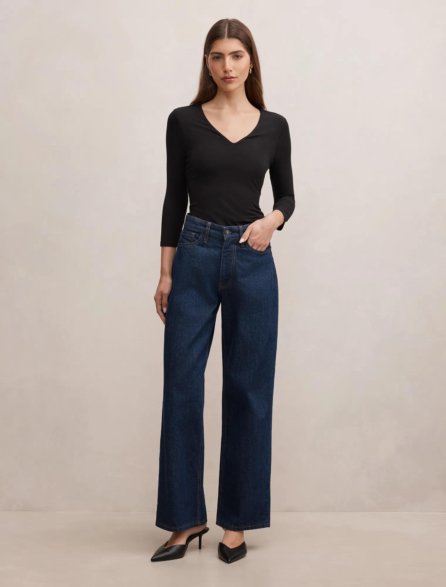 Tia V Neck 3/4 Sleeve Top