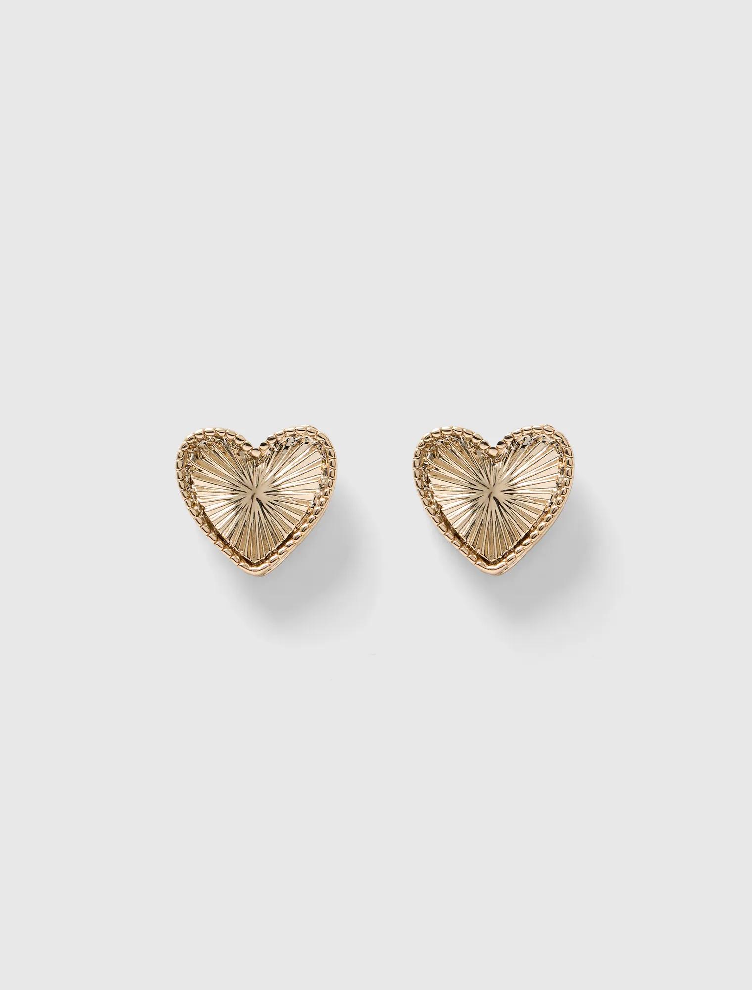 Enya Engraved Heart Stud