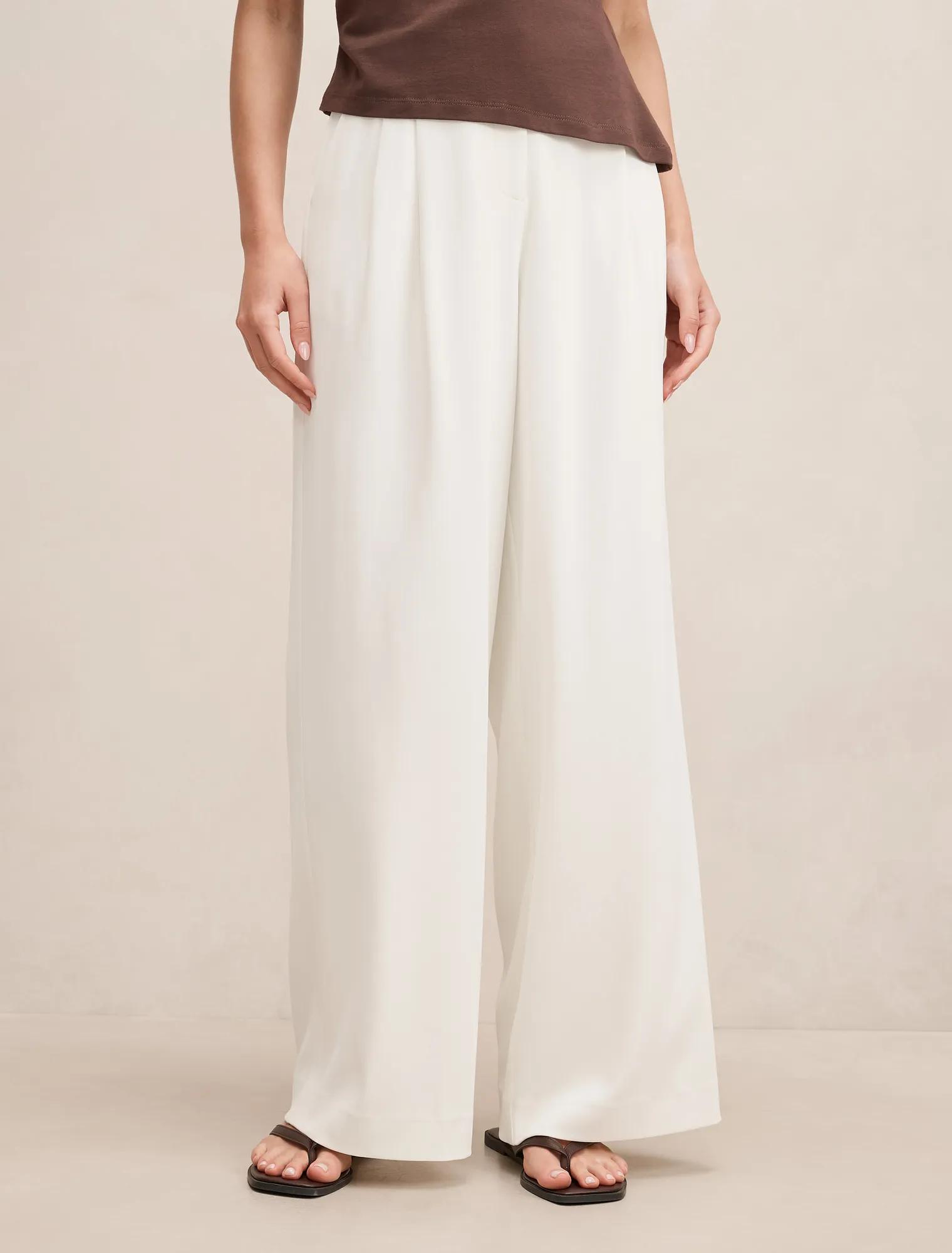Forever New Women's Annabelle Pleated Palazzo Trousers in Porcelain, Size 8 Polyester