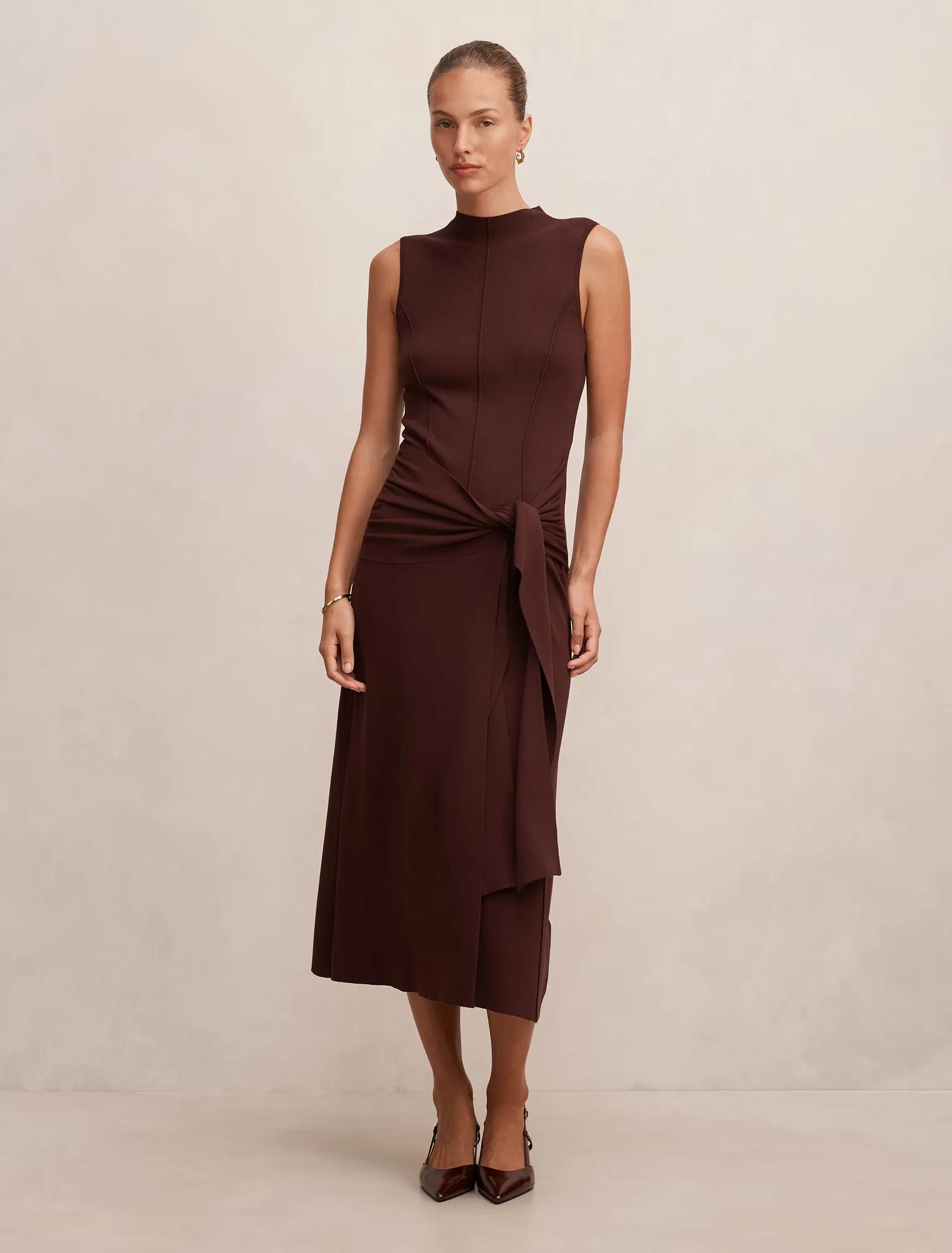 forever new knitted dress The Lottie Longline Knit Dress contains fibres made from wood sourced from certified and sustainable forests, making it a conscious choice #ForeverNewConscious