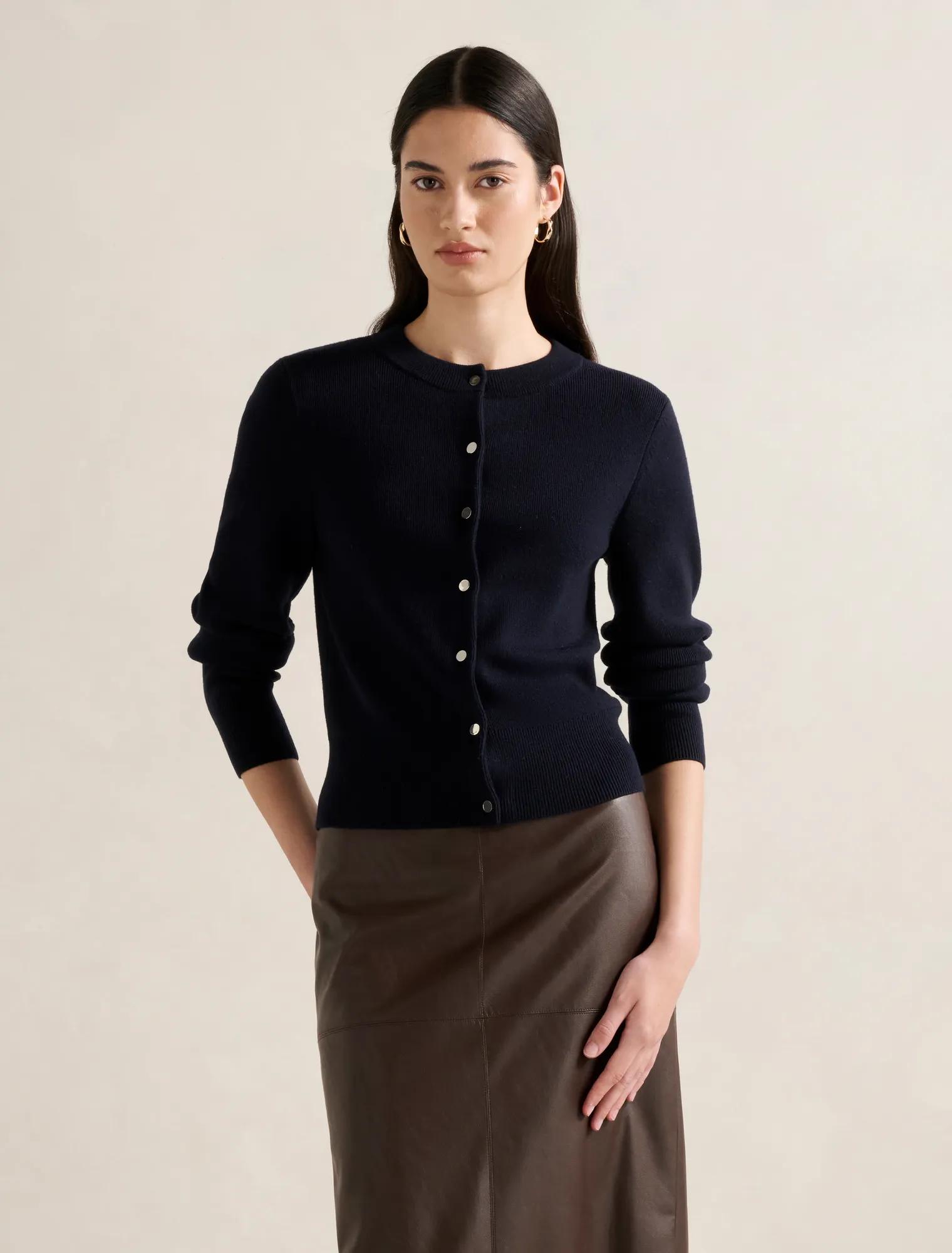 Sweaters & Cardigans - Knitwear - Clothing