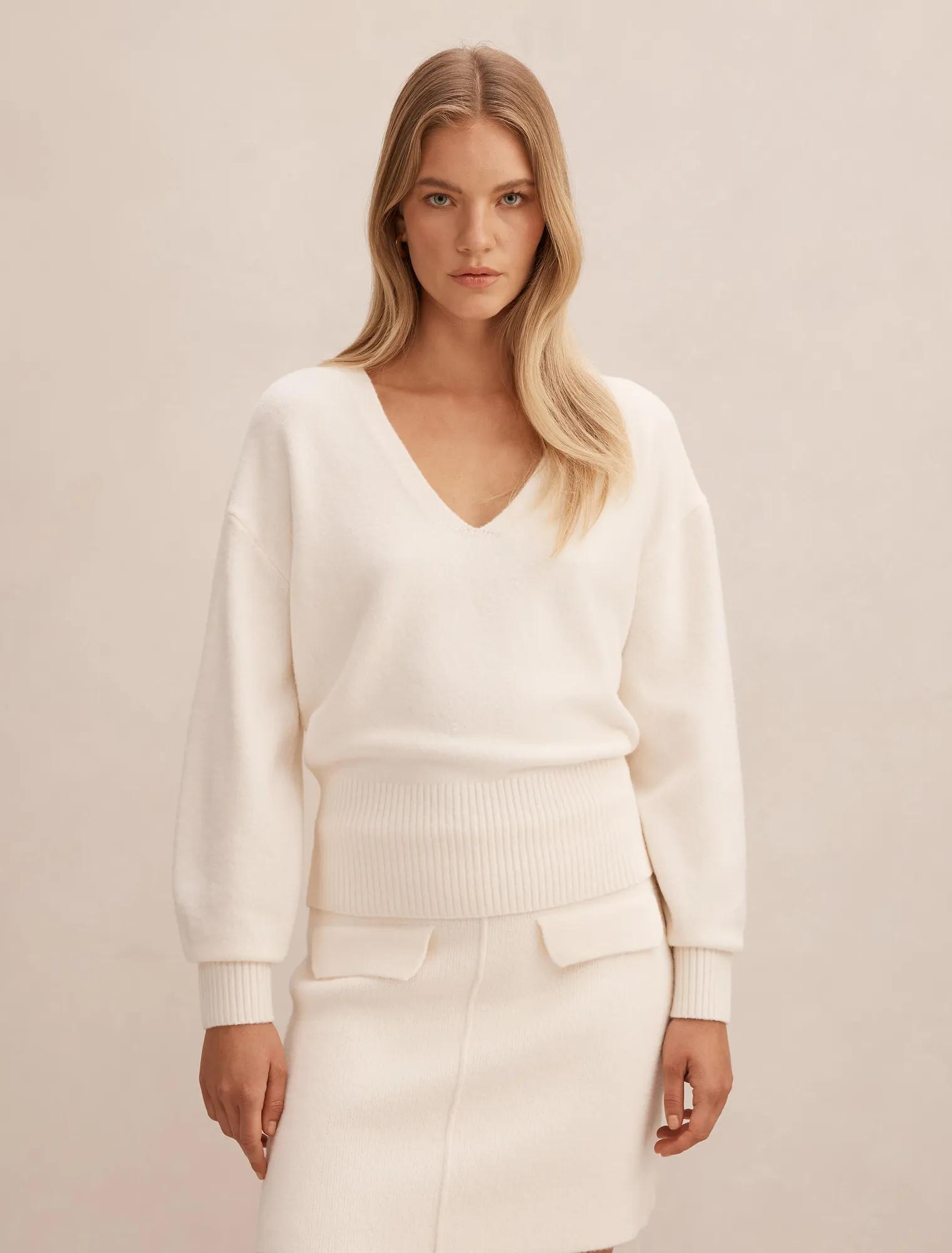 Cream Sweater - Eloise V-Neck - Size 4 to 16 - Womens Knit Jumper