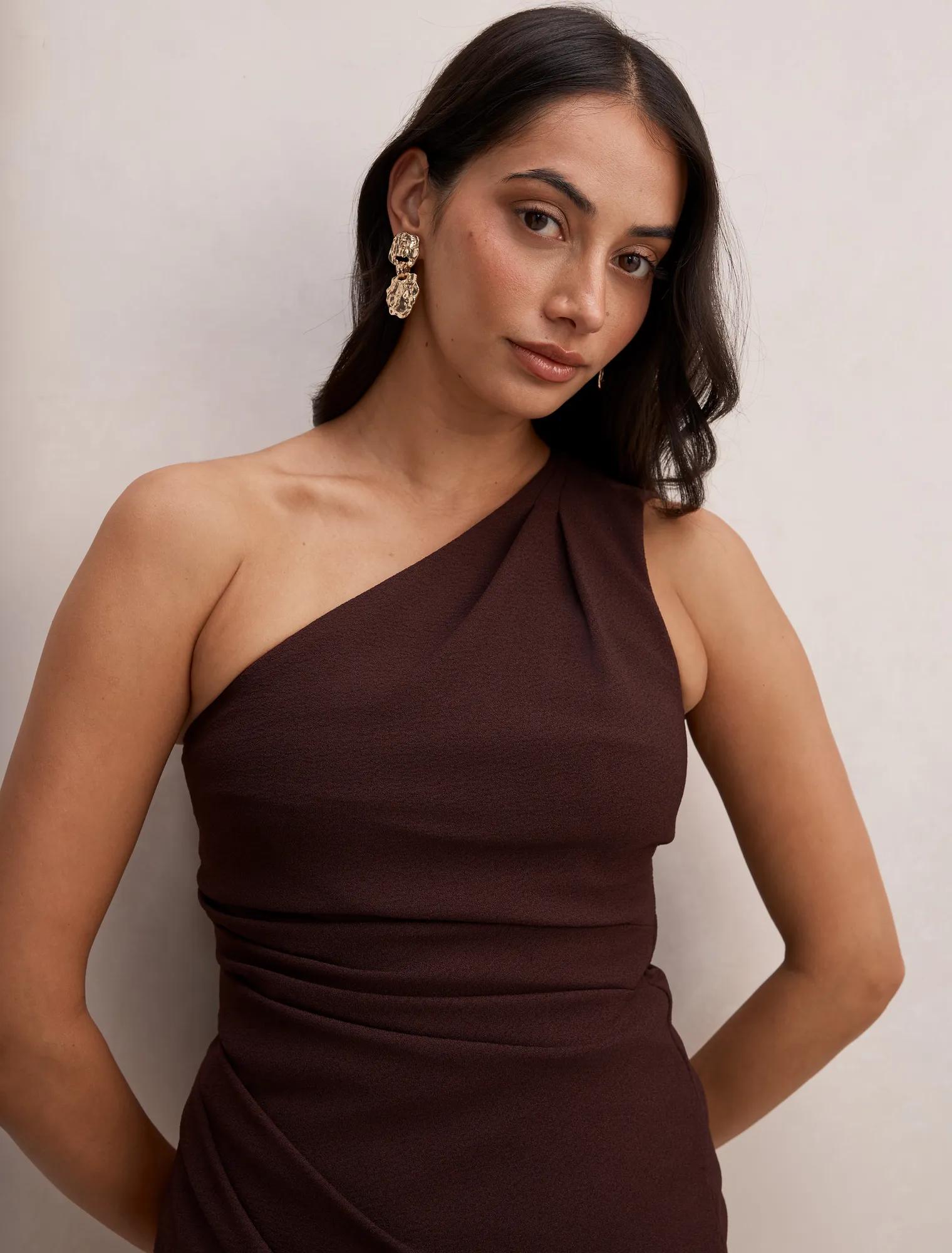 Yolanda One Shoulder Gown