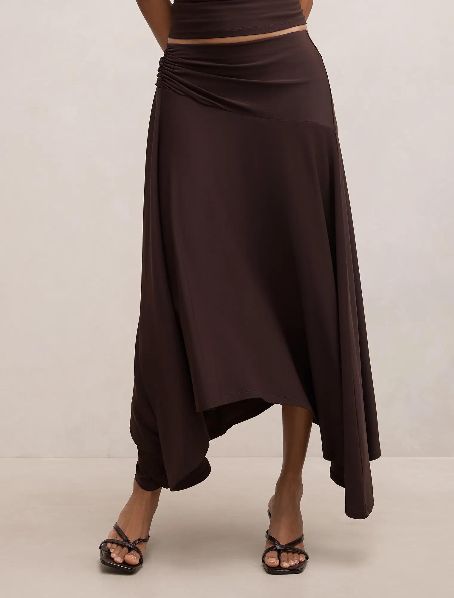 Forever New Women's Ariel Petite Godet Hanky Hem Skirt in Dark Chocolate Co-ord, Size 6 Main/Polyester