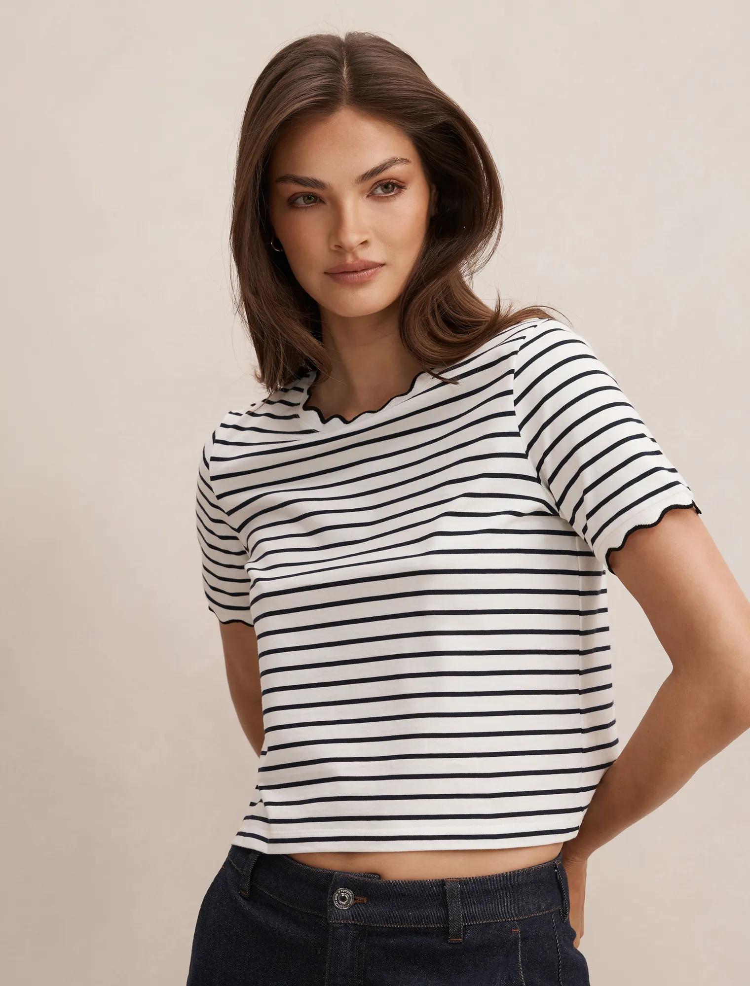 Dolly Stripe Scallop Tee