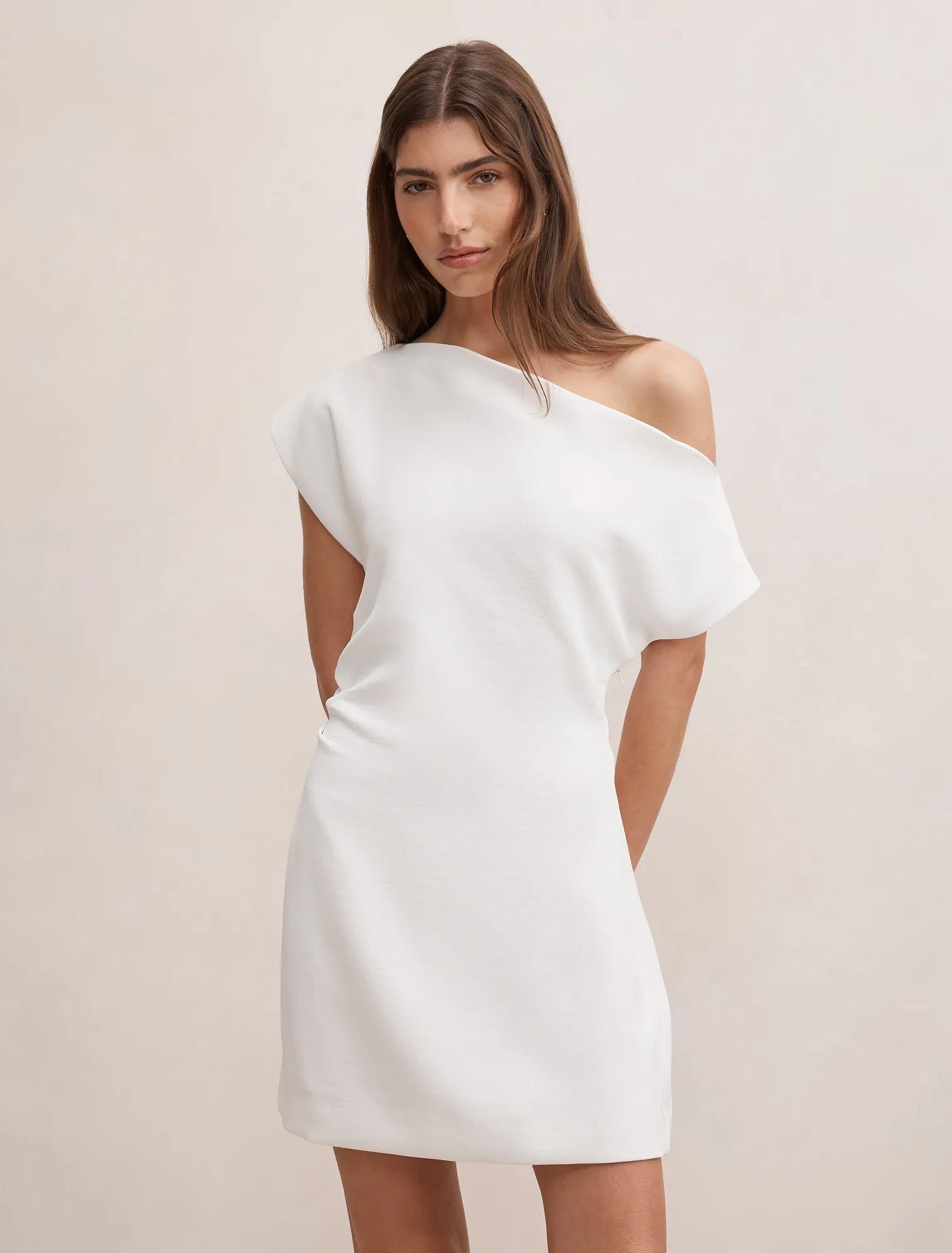 White Dresses for Women | Mini, Midi & Maxi White Dress | Forever New
